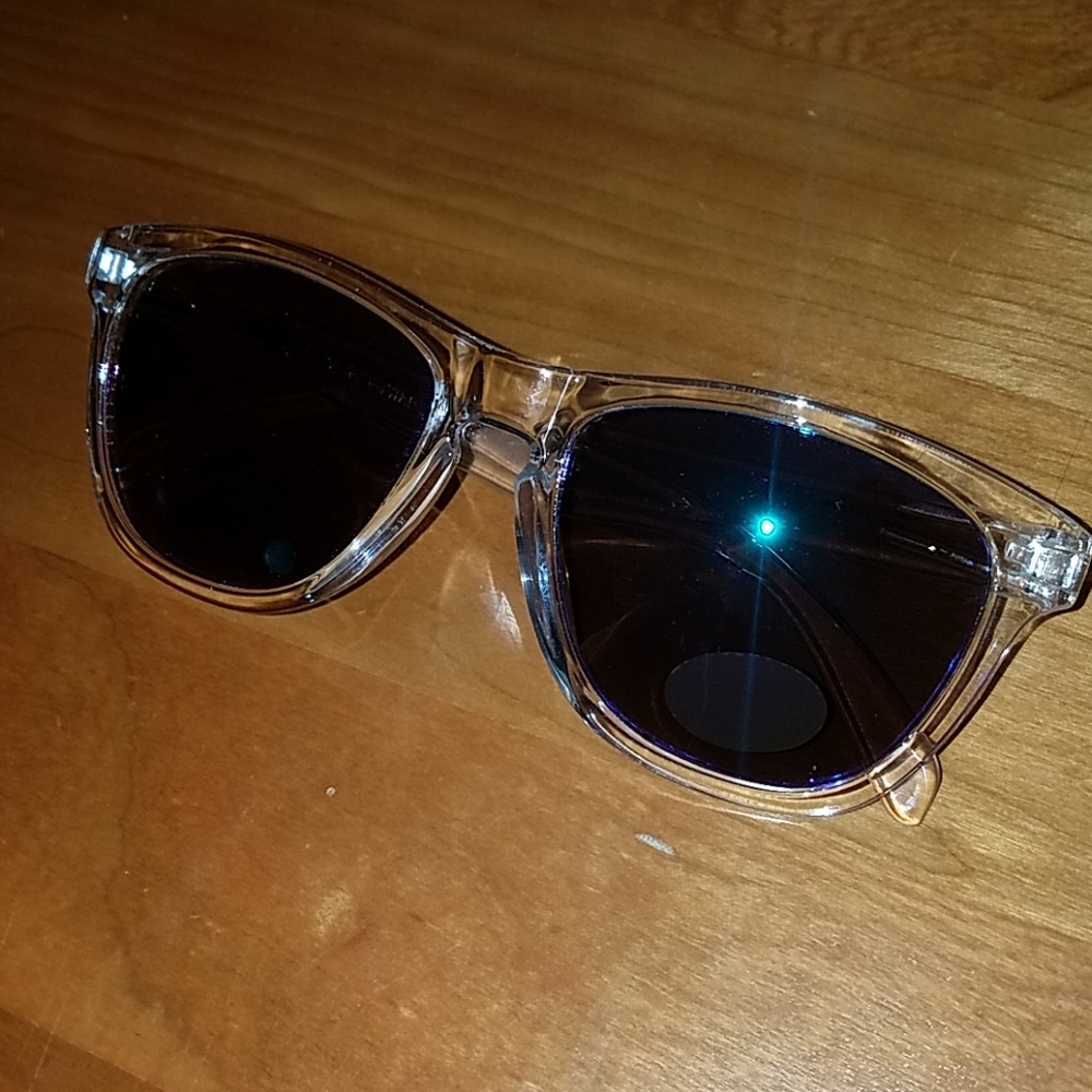 Clear Frame UV Sun Glasses